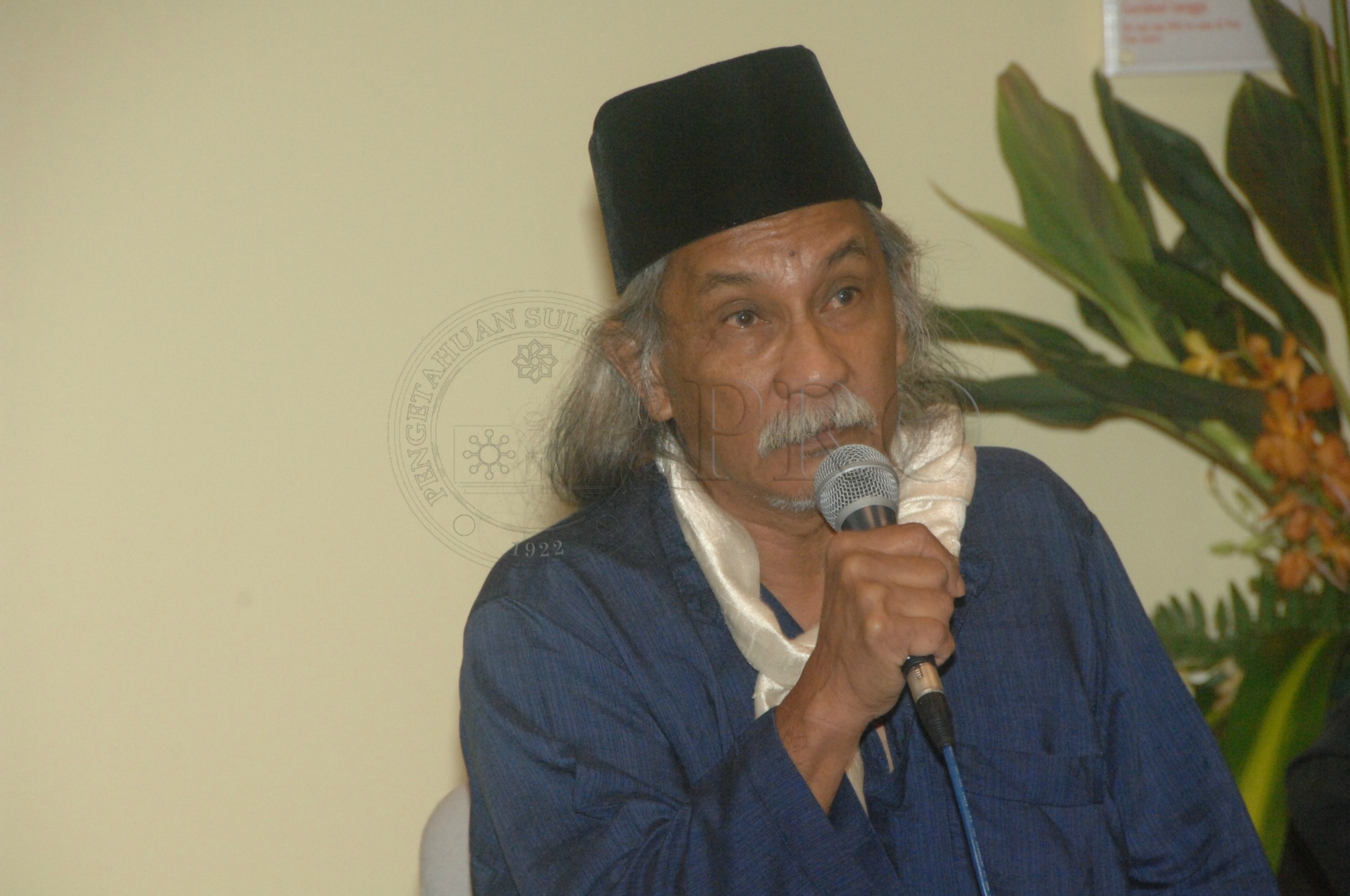 PRO 14 33 WACANA FBA 0199